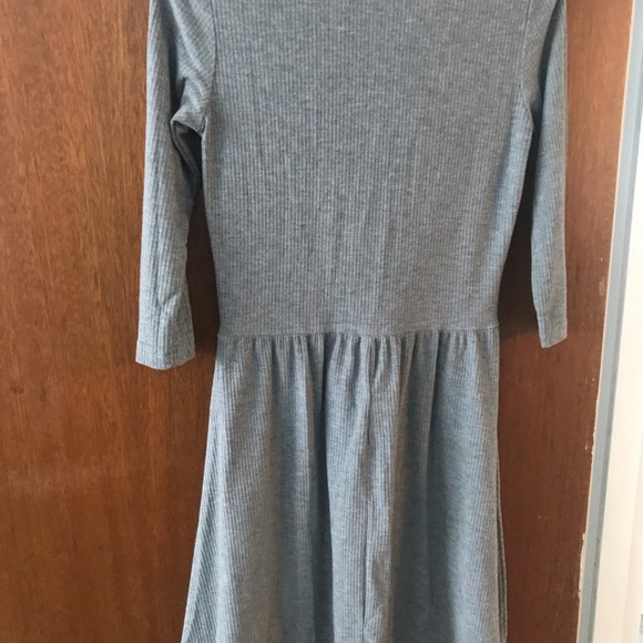 Causal dress - Picture 2 of 4